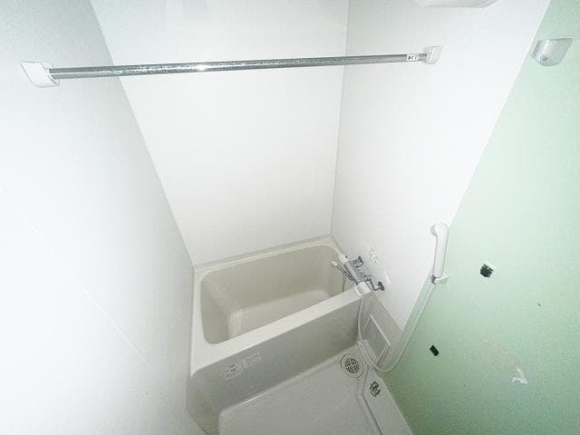 Room image 14