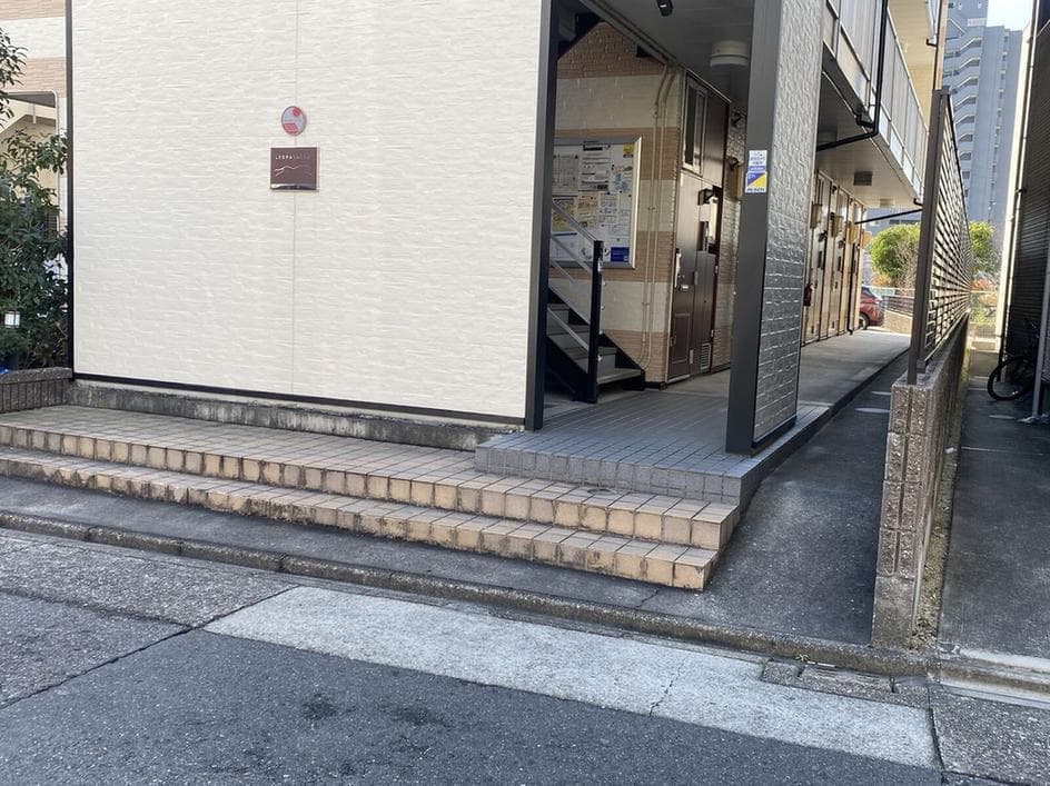 Room image 16