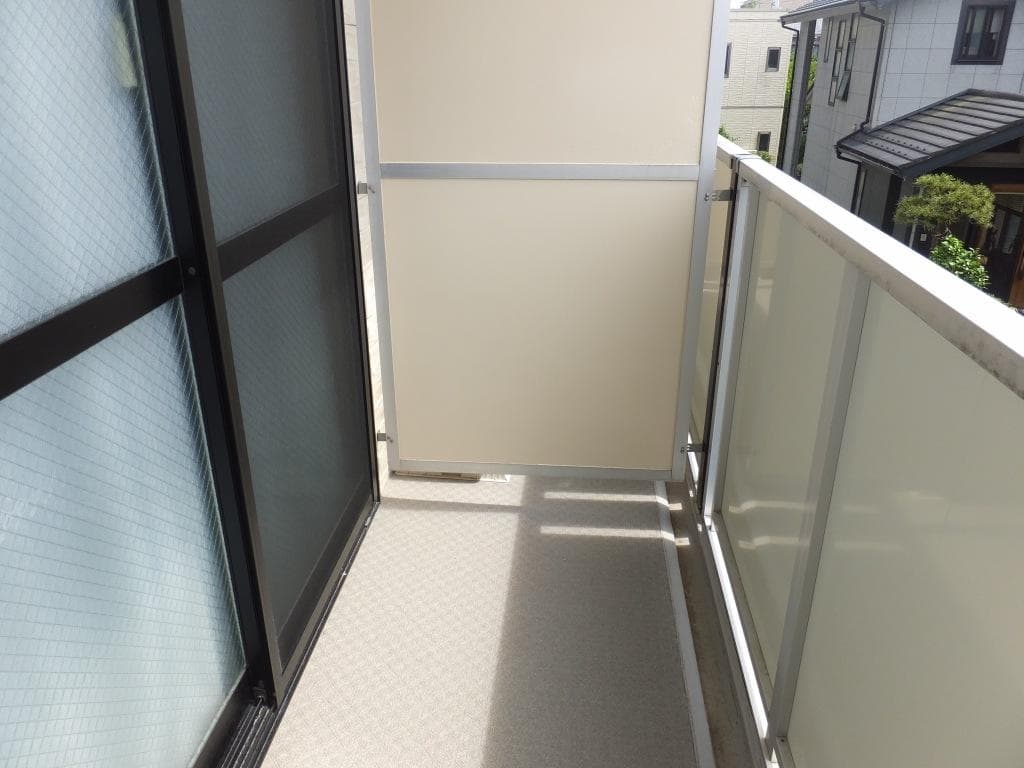 Room image 8