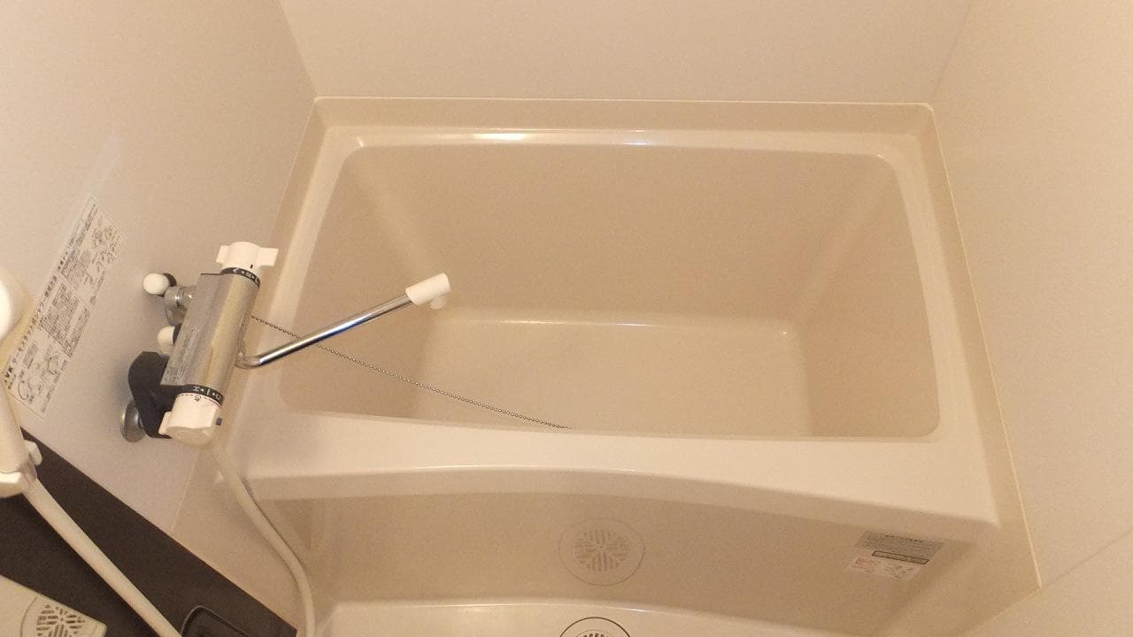 Room image 12