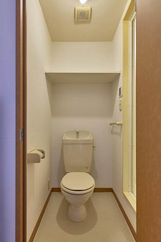 Room image 12