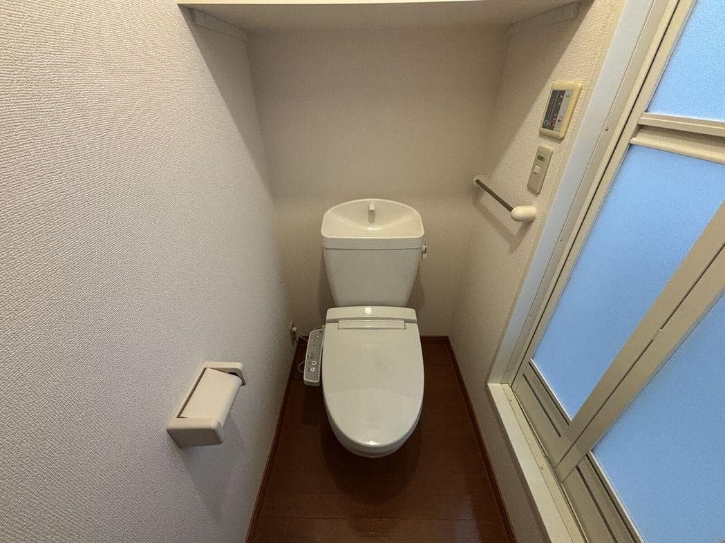 Room image 9