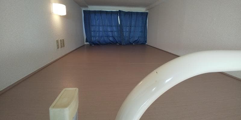 Room image 10
