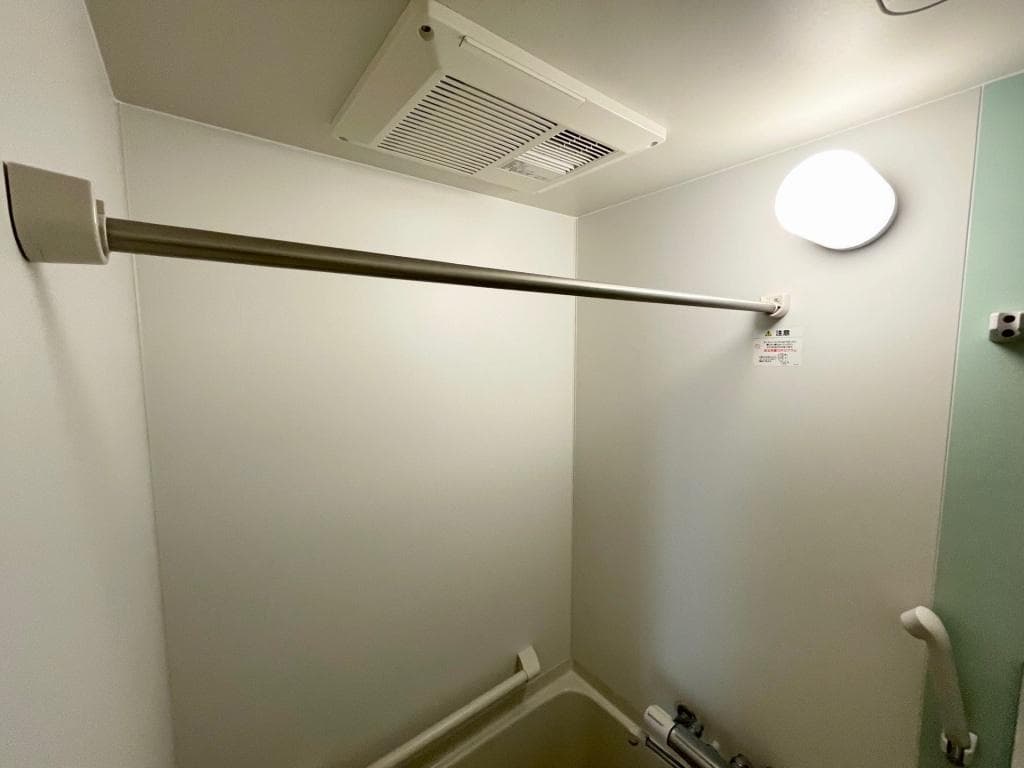Room image 15