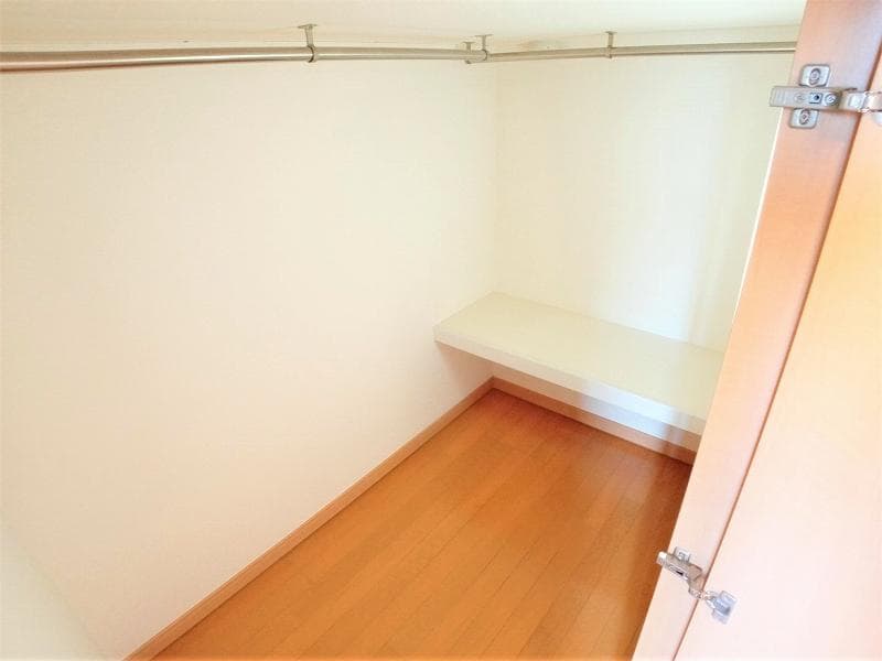 Preview interior of leopalace Smile S