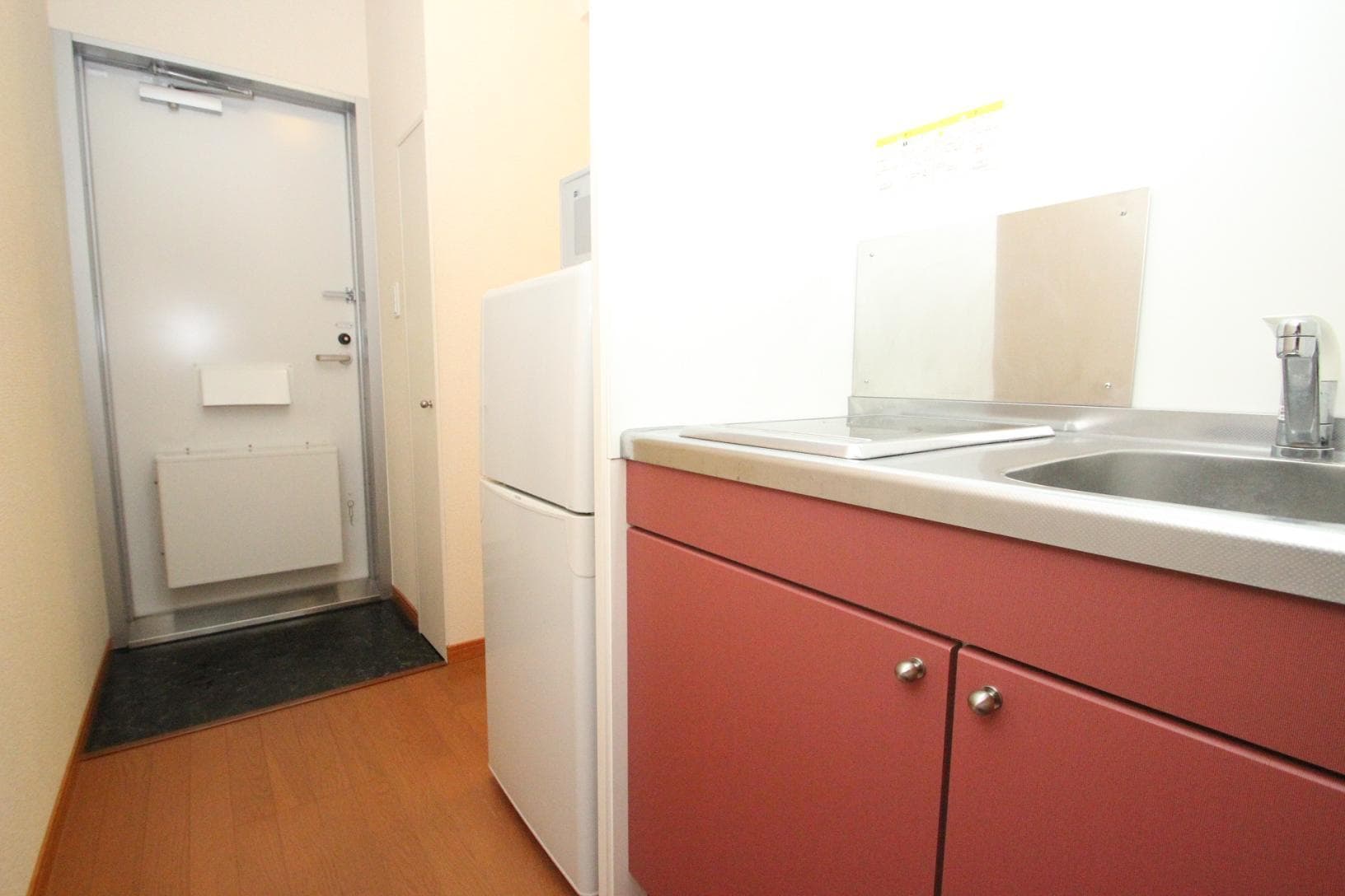 Room image 11