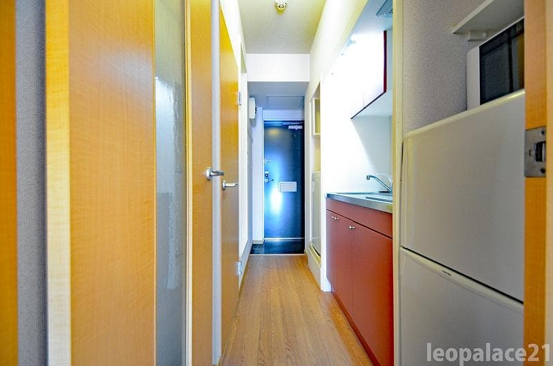 Room image 11