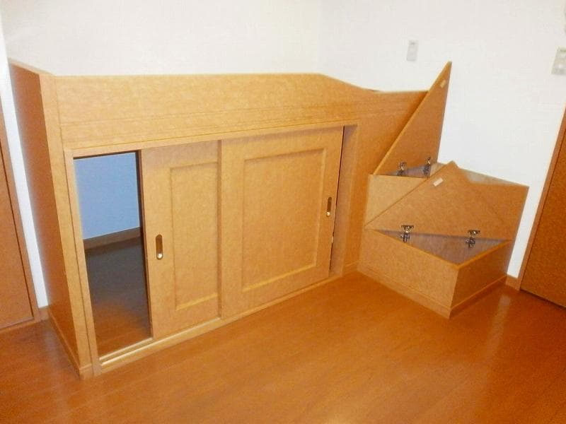 Room image 10