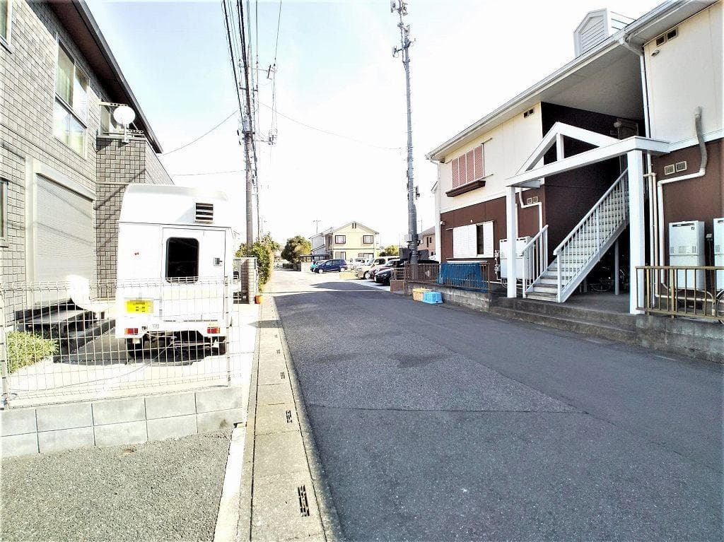 Room image 16