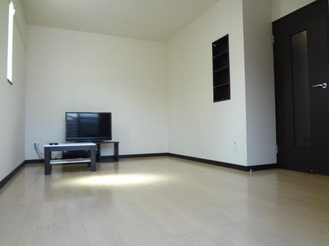Room image 14