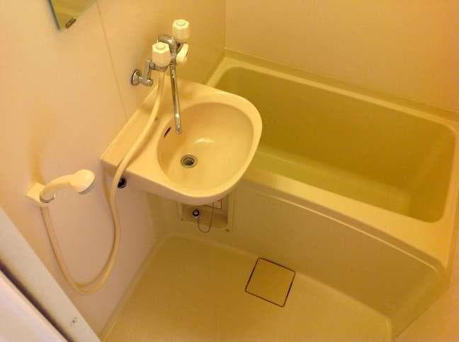 Room image 10