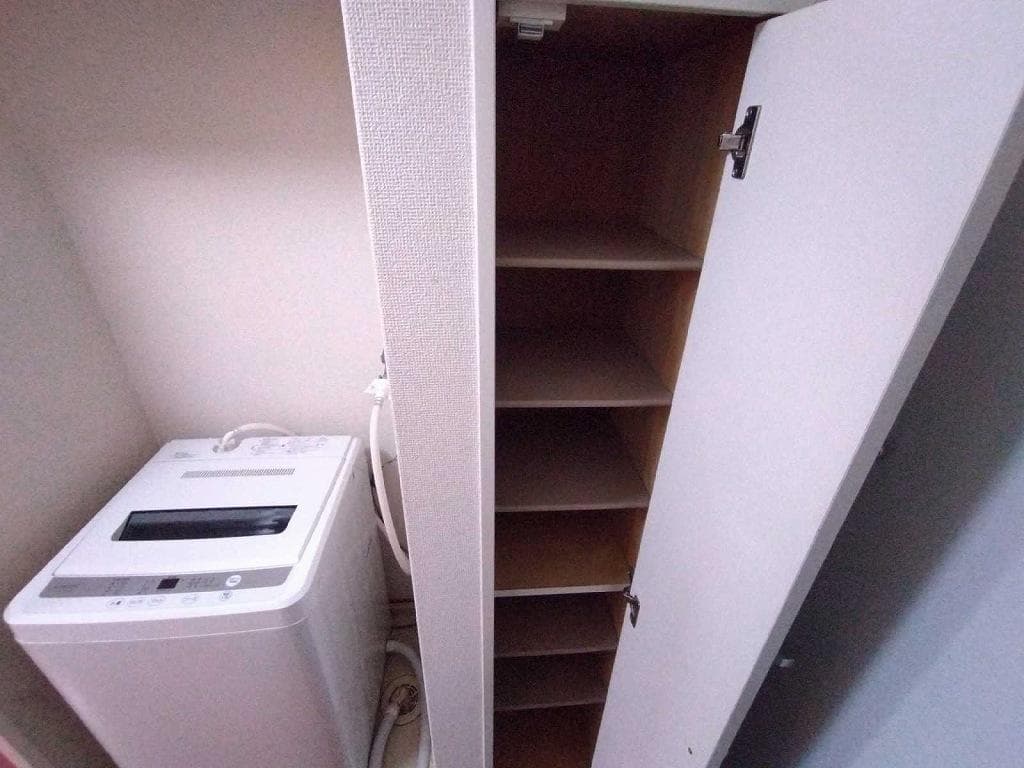 Room image 13