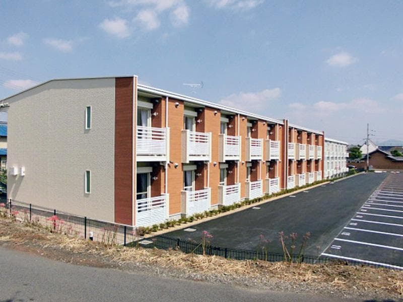 Main exterior of LEONEXT Northbridge Miyama