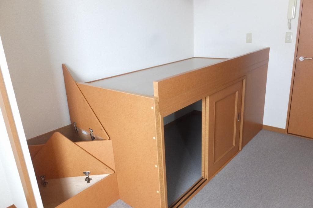 Room image 12