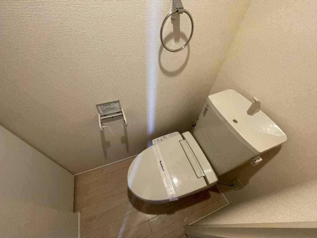 Room image 11