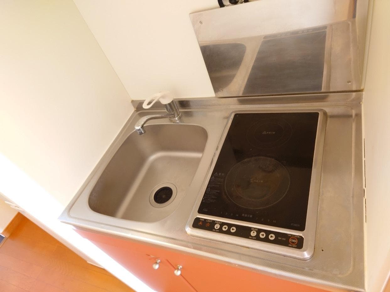Room image 8
