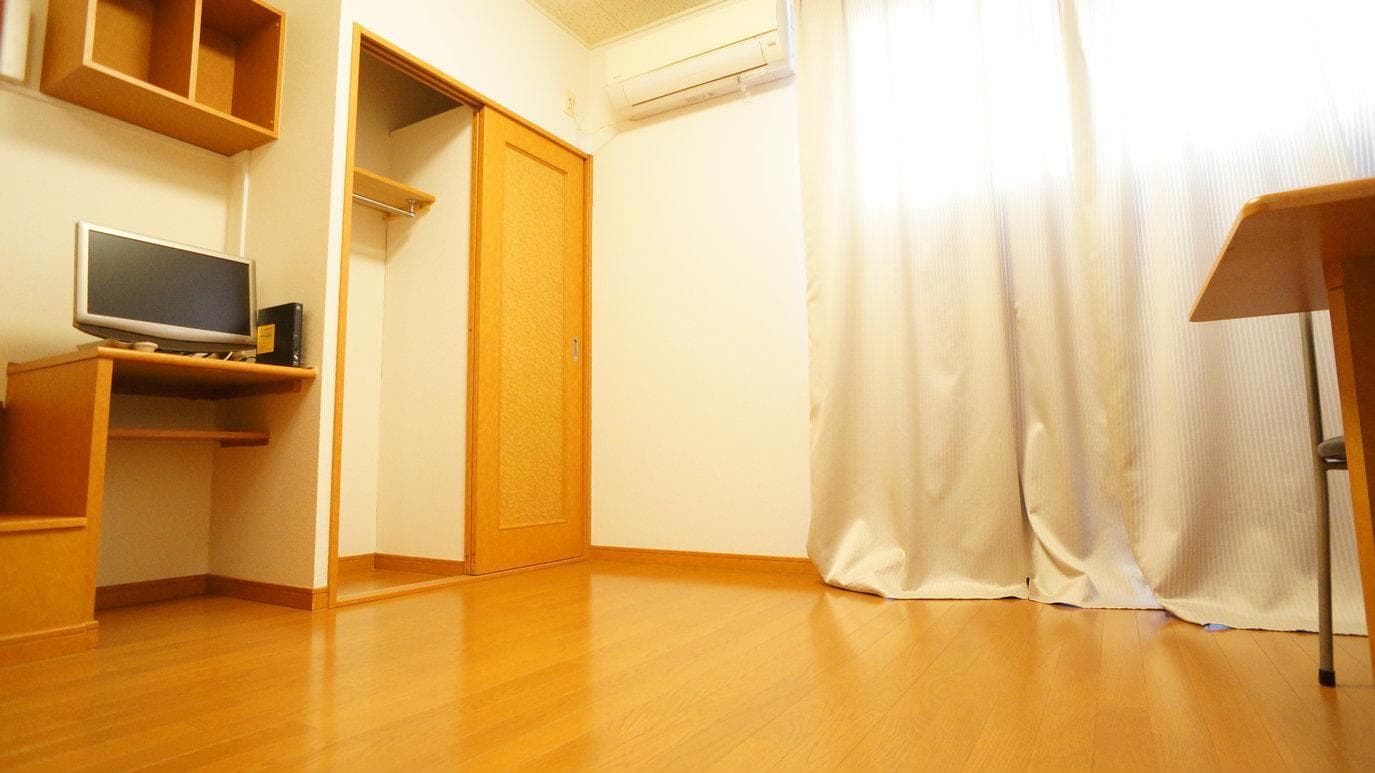 Preview interior of leopalace Yamaha