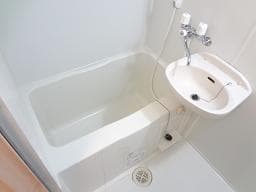 Room image 12