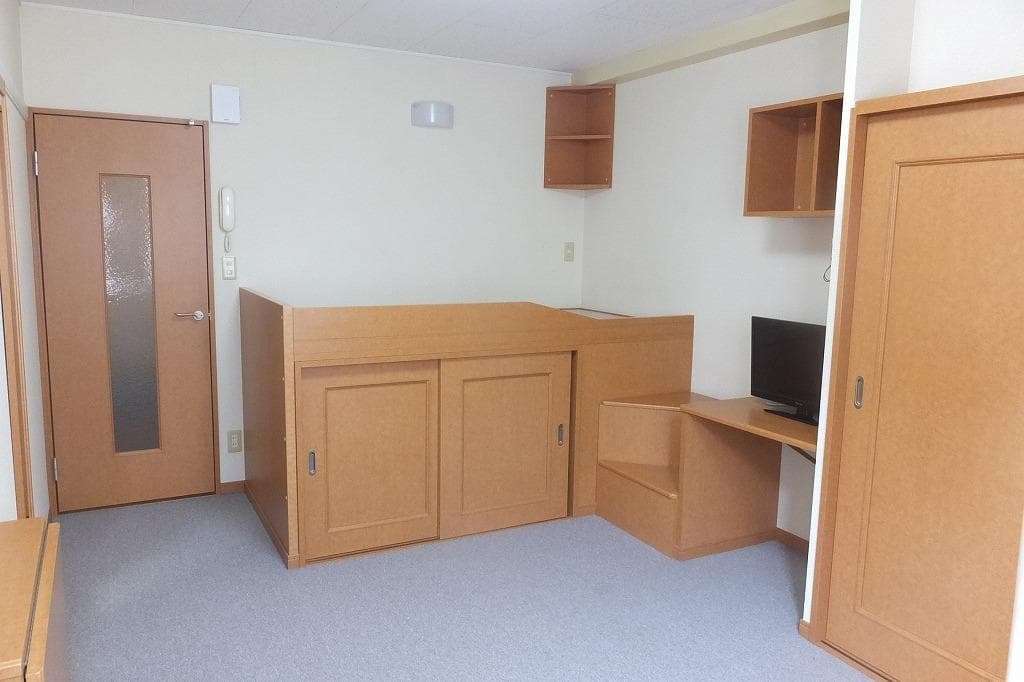 Preview interior of leopalace Yoshiken III