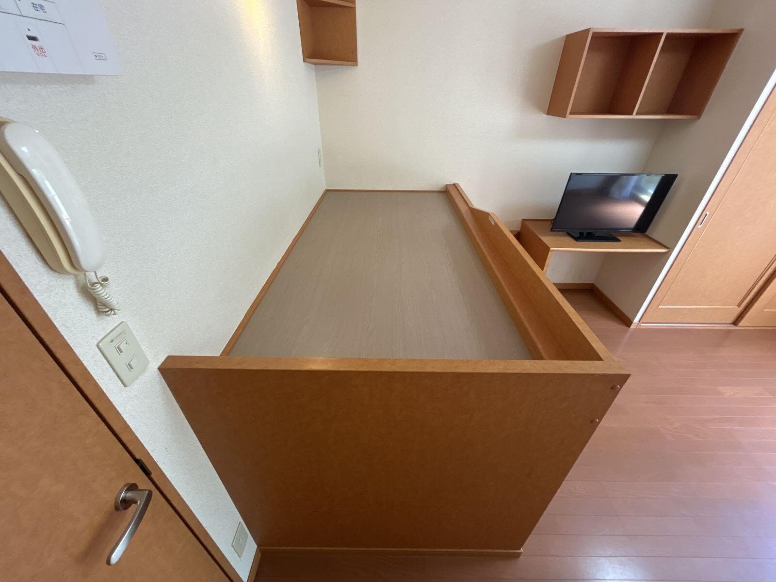 Room image 10