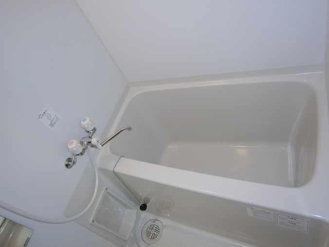 Room image 8