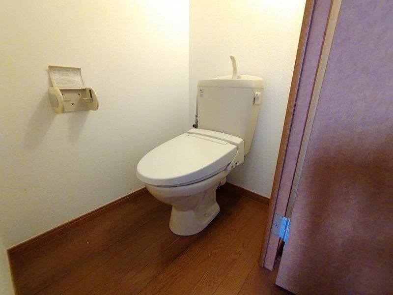 Room image 9