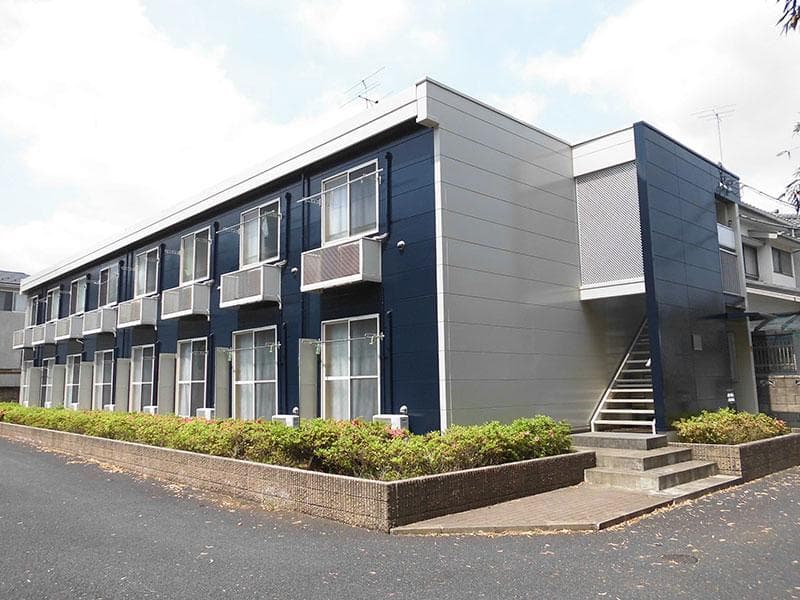 Main exterior of leopalace Succeed