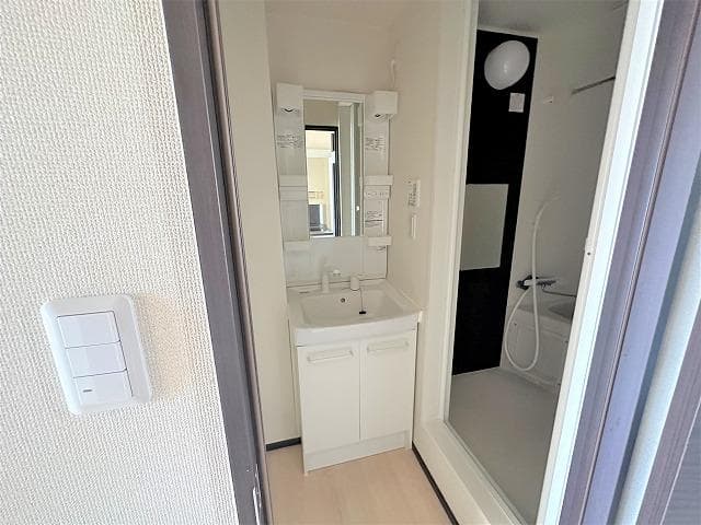 Room image 14