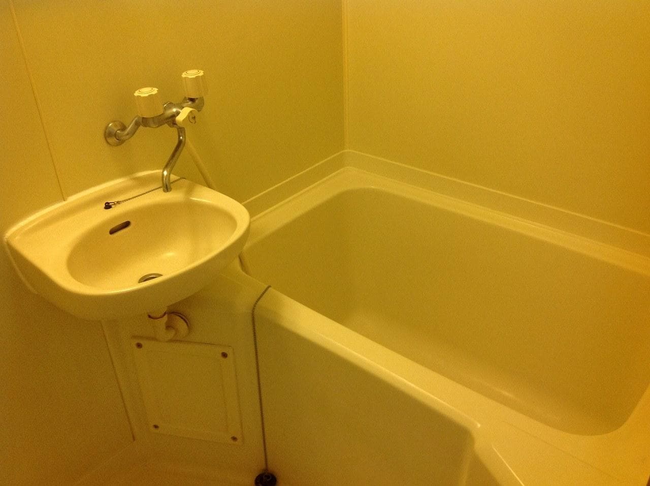 Room image 8