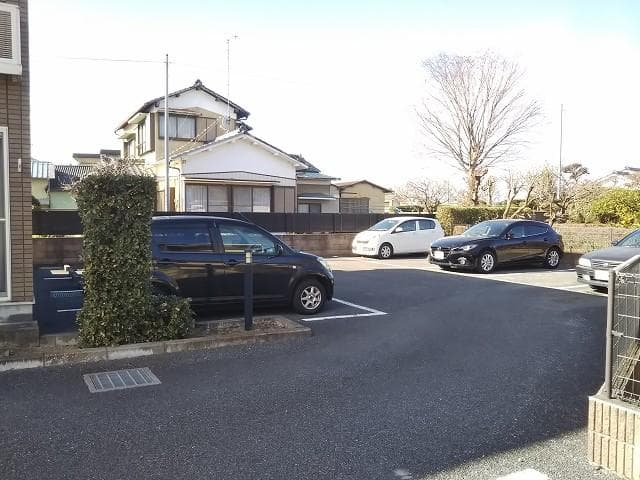 Room image 16