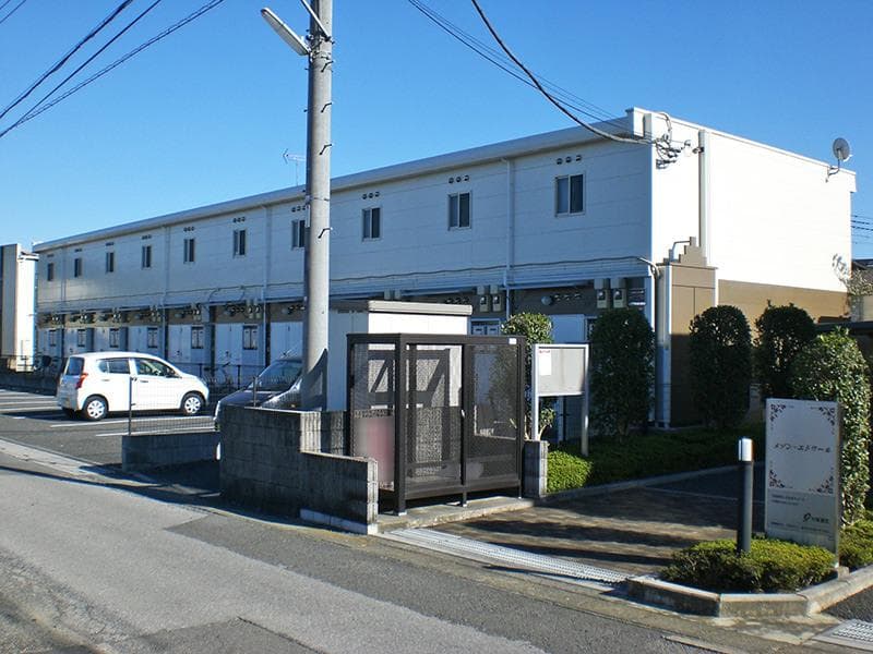 Main exterior of leopalace Satte Minami