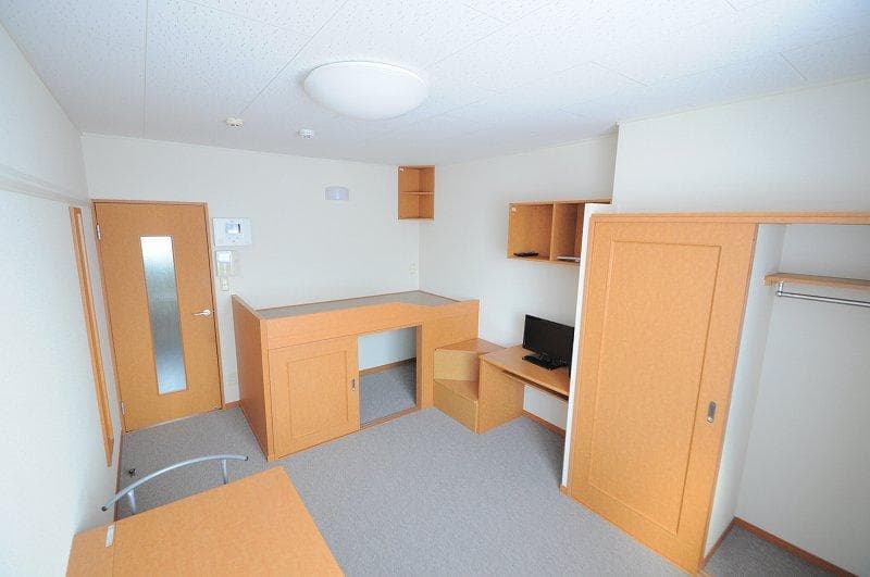Room image 9