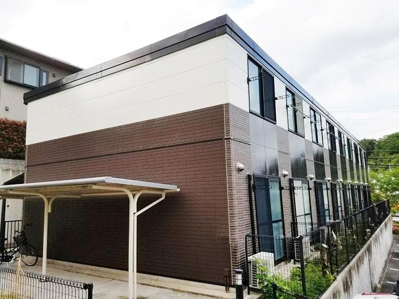 Main exterior of leopalace Kamitahara