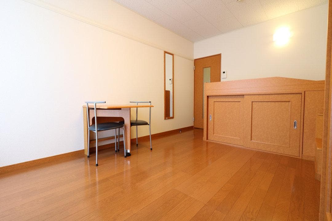 Preview interior of leopalace Airi