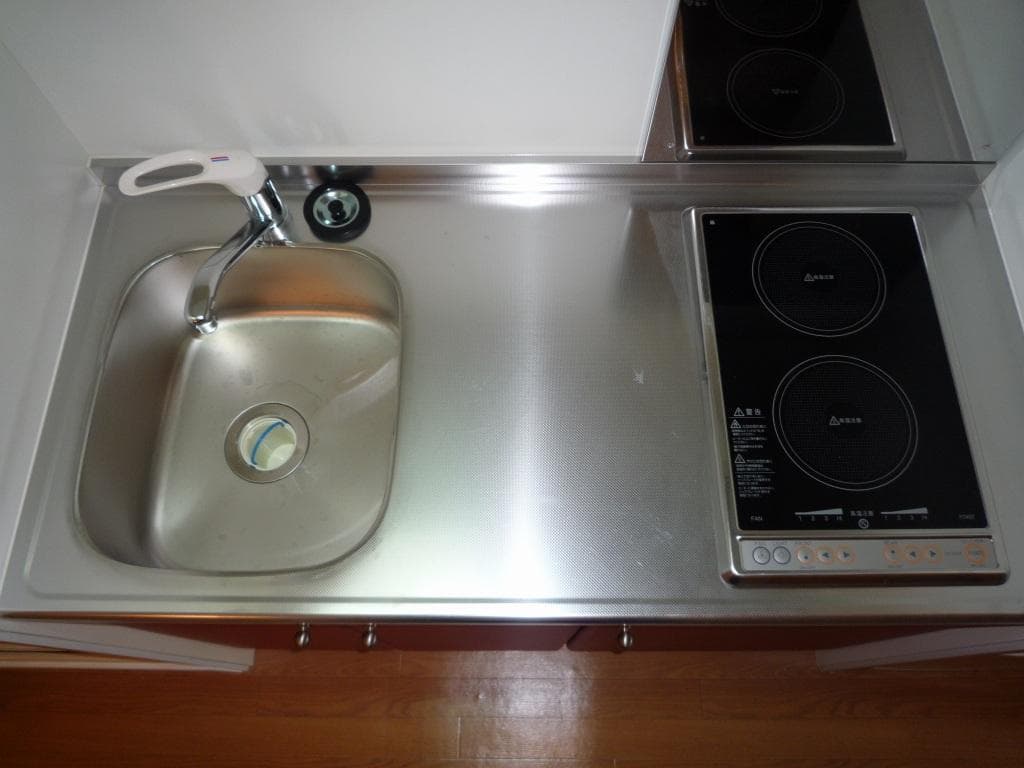 Room image 8