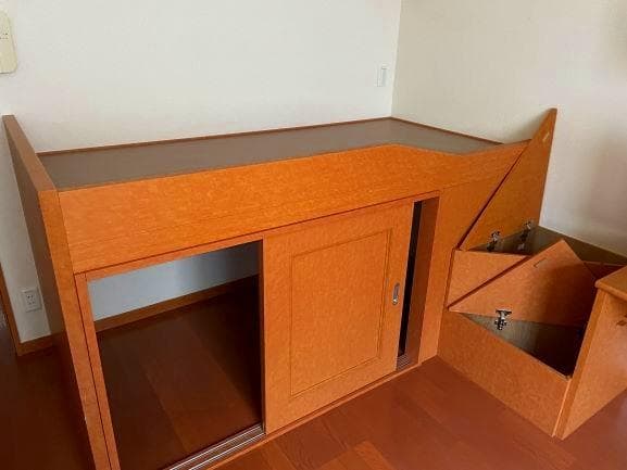 Preview interior of leopalace Billy Broad