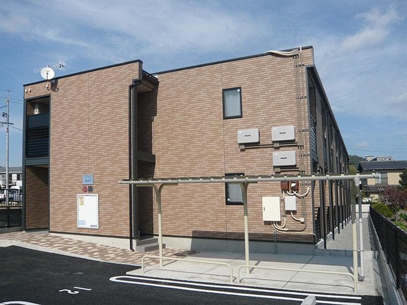 Main exterior of LEONEXT NISHIDA