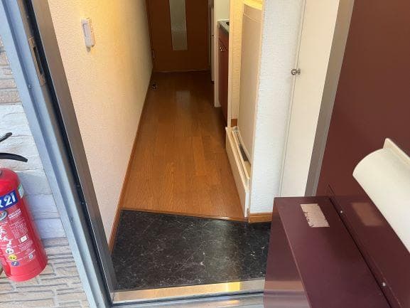 Room image 8
