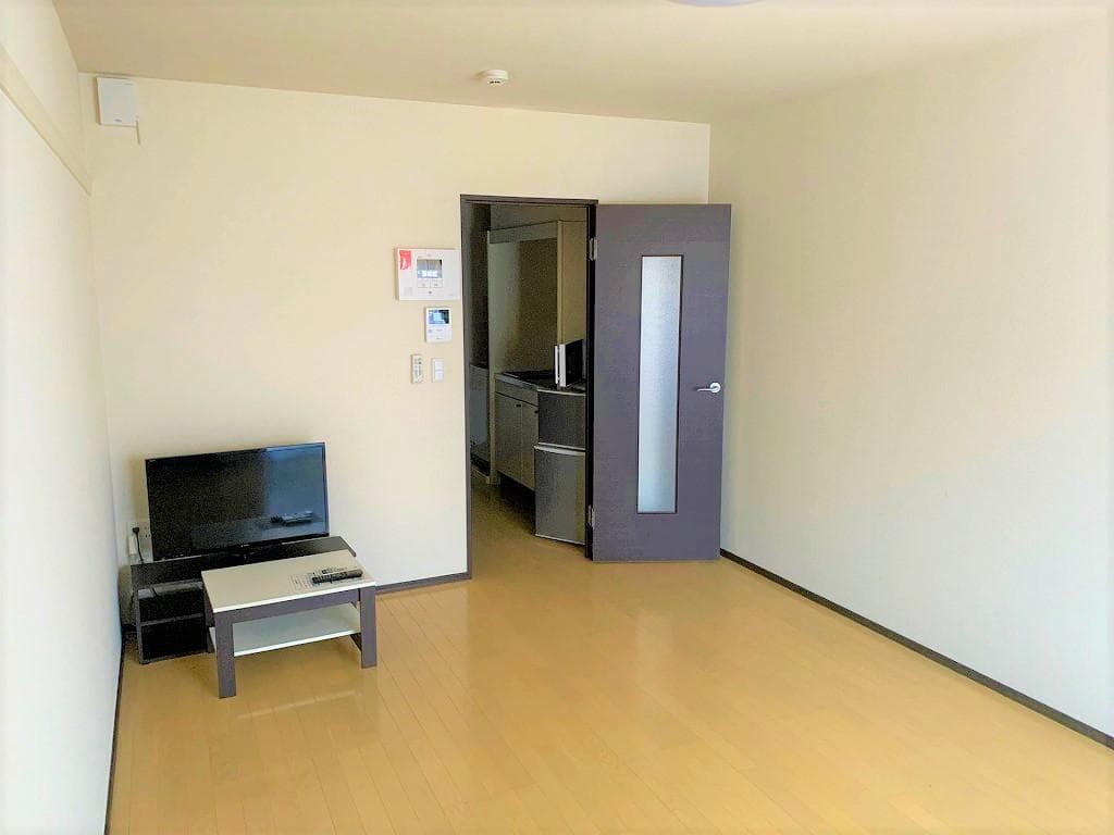 Room image 11