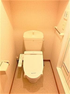 Room image 9