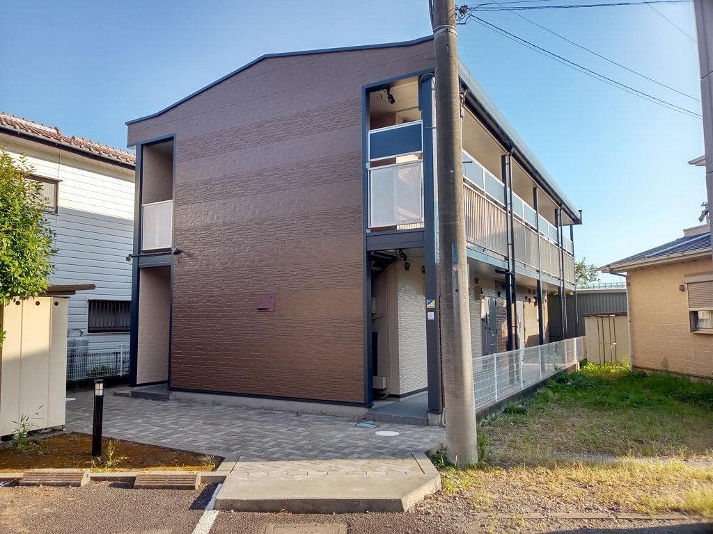 Main exterior of leopalace Shina II