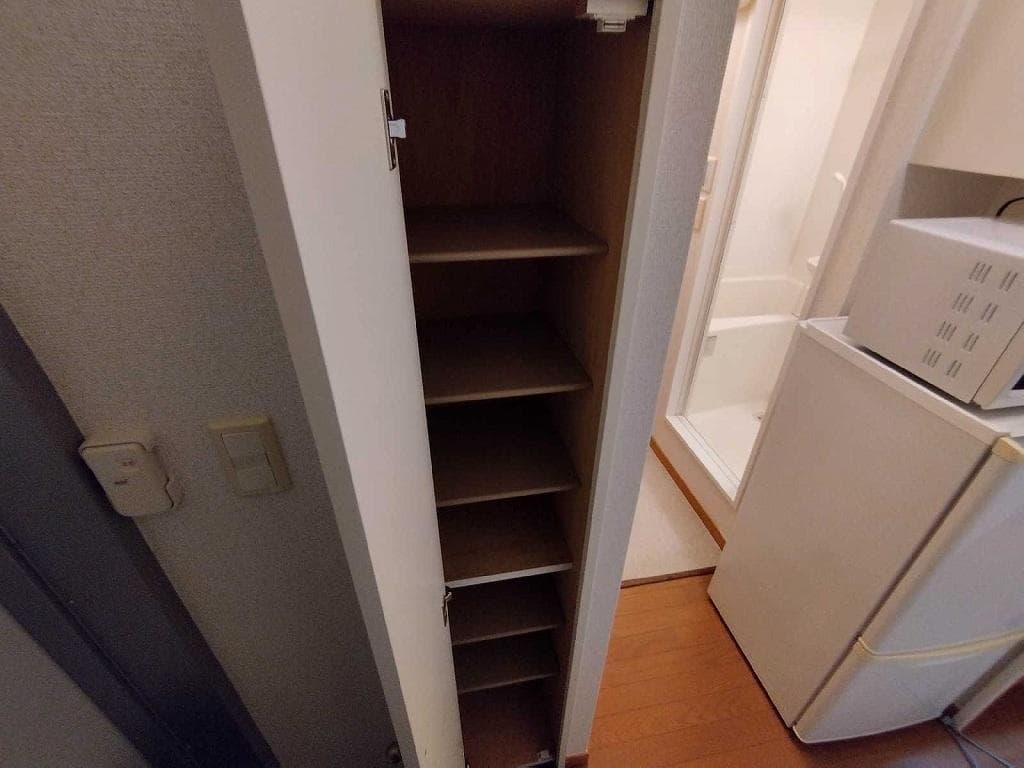 Room image 13
