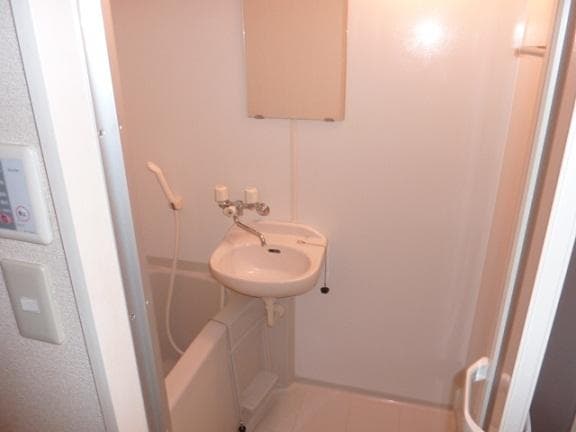 Room image 13