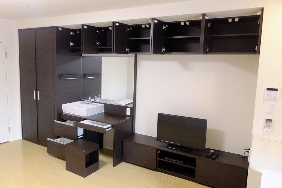 Preview interior of LEONEXT AZALEA