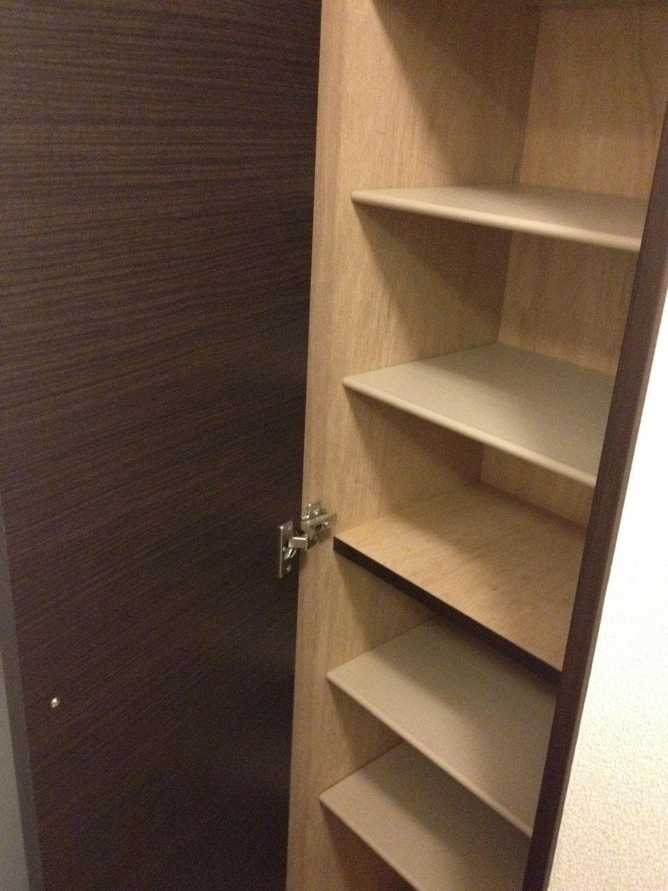 Room image 13