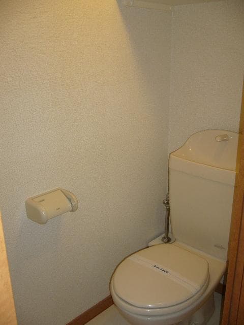 Room image 9