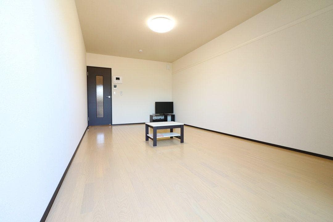 Preview interior of CLEINO YAMAKI