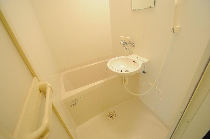 Room image 14