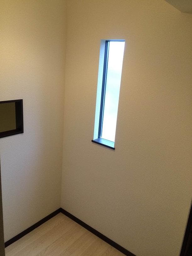Room image 15