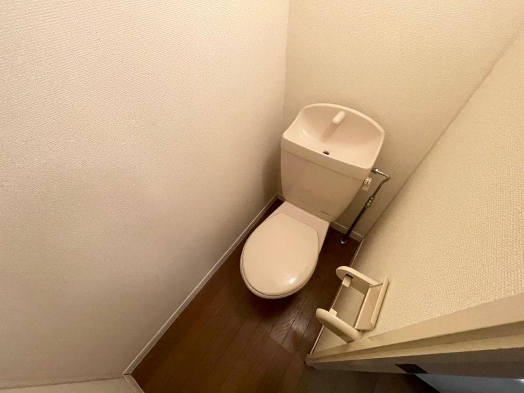Room image 10